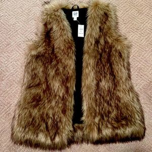 Faux fur vest Gap Kids 12